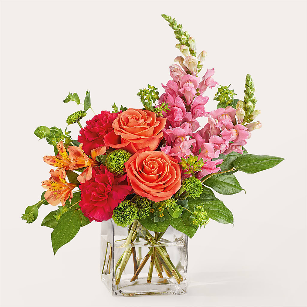 Cosmopolitan Bouquet – Forget-me-not Florist, Fort Recovery OH