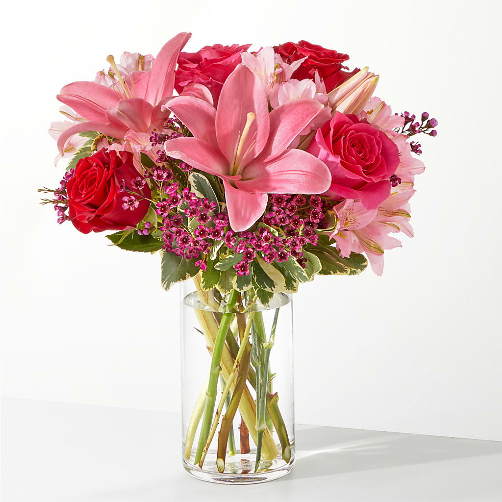 Lucky in Love Bouquet – Forget-me-not Florist, Fort Recovery OH