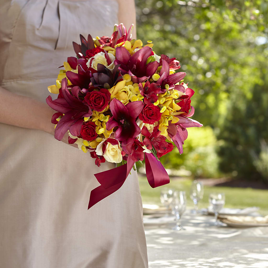 Sunningdale Bouquet – Forget-me-not Florist, Fort Recovery OH