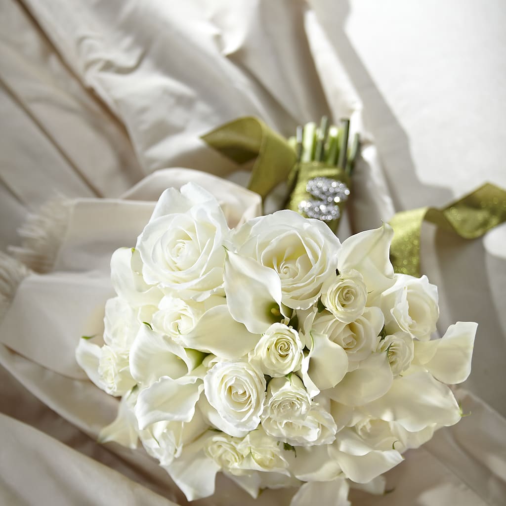 Serene Highness Bouquet – Forget-me-not Florist, Fort Recovery OH