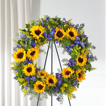 Bright Rays Wreath –  Forget-me-not Florist, Fort Recovery OH