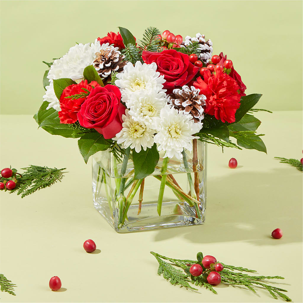 Snow Angel Bouquet –  Forget-me-not Florist, Fort Recovery OH