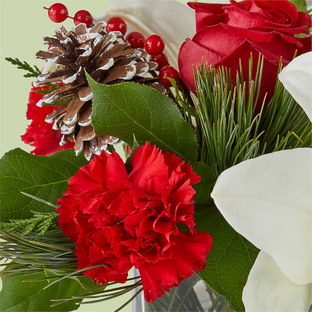 Glistening Icicles Bouquet –  Forget-me-not Florist, Fort Recovery OH