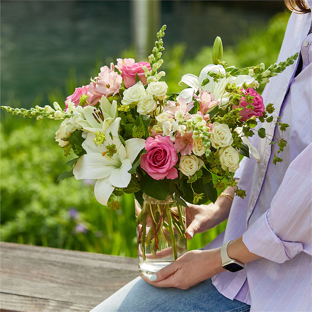 Fondly Bouquet –  Forget-me-not Florist, Fort Recovery OH