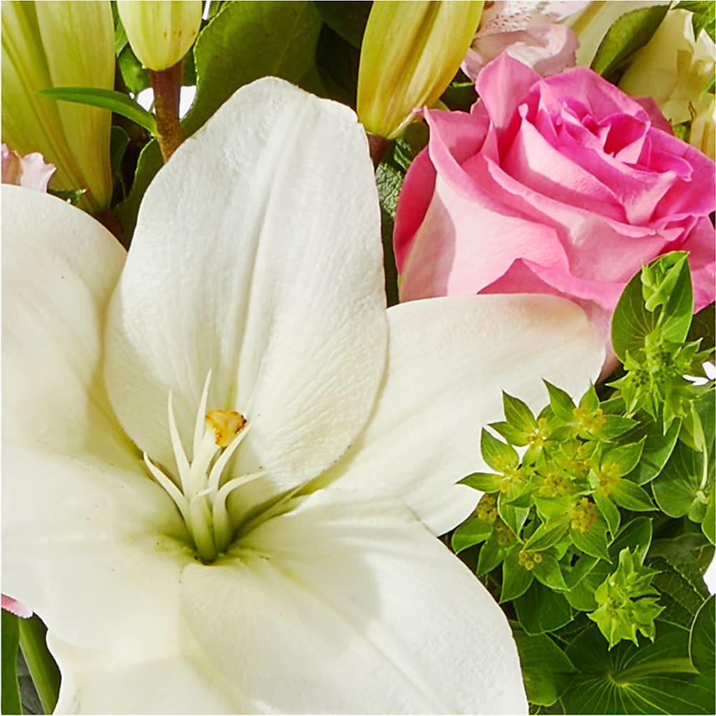 Fondly Bouquet –  Forget-me-not Florist, Fort Recovery OH